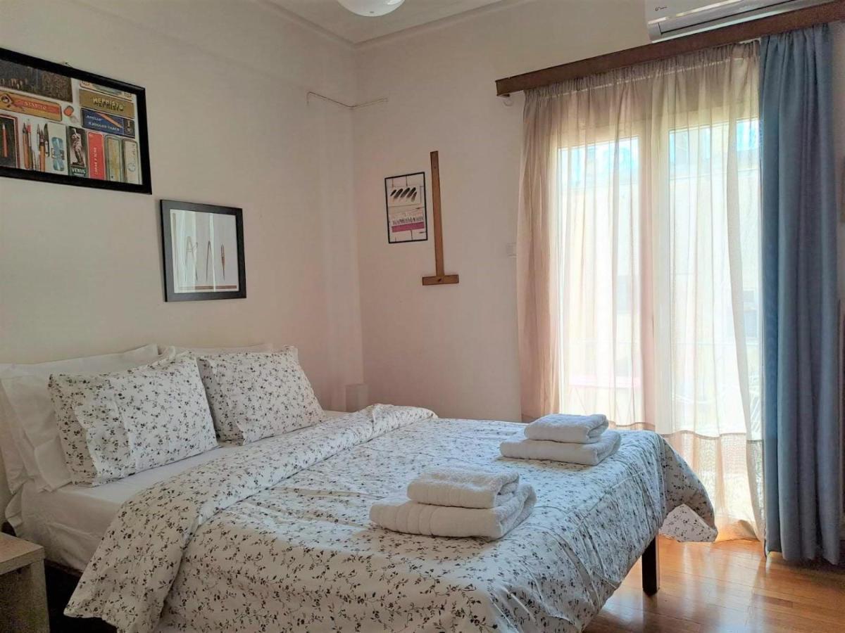 Central Museum Comfort Appartment Atene Esterno foto