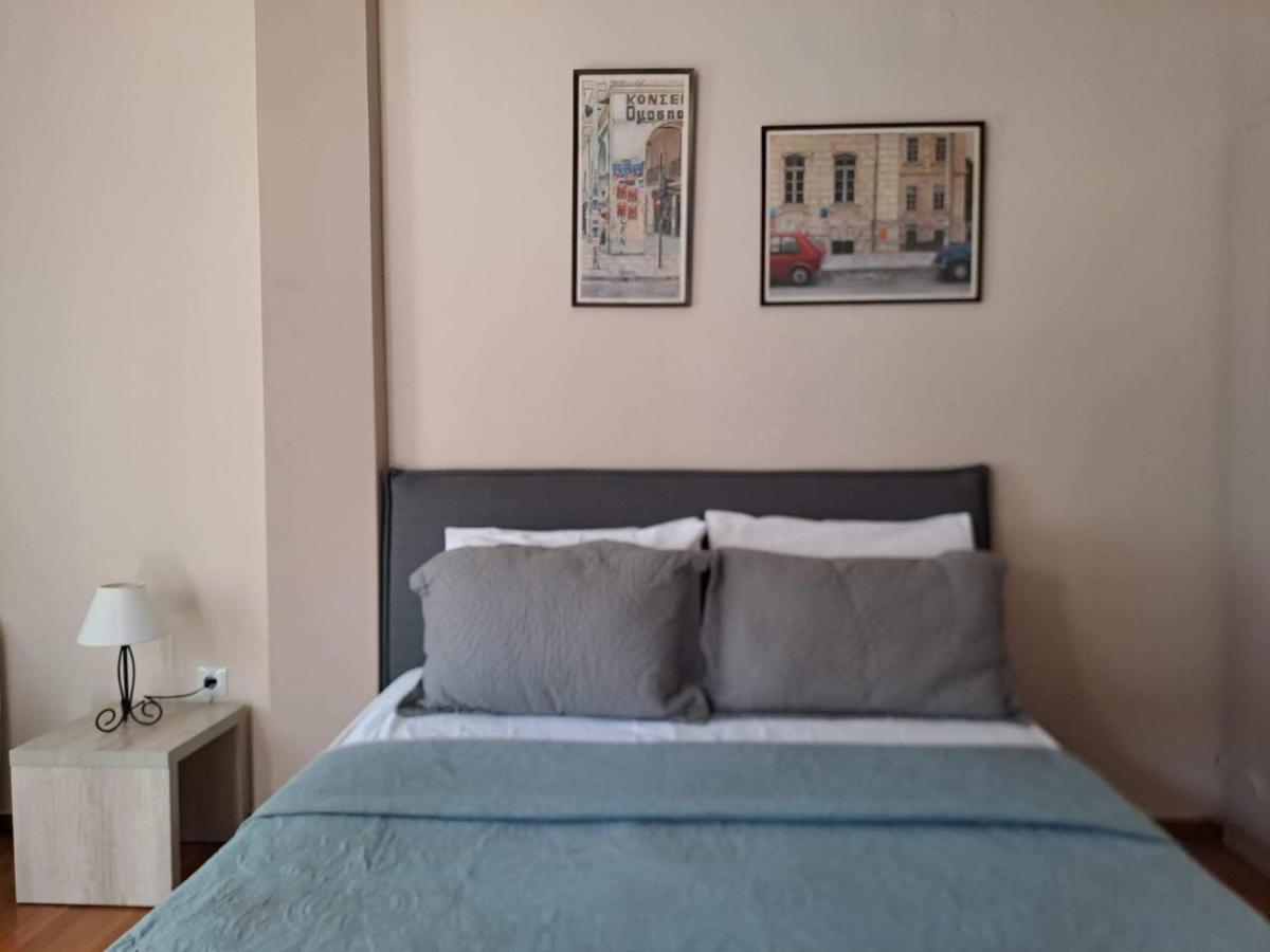 Central Museum Comfort Appartment Atene Esterno foto
