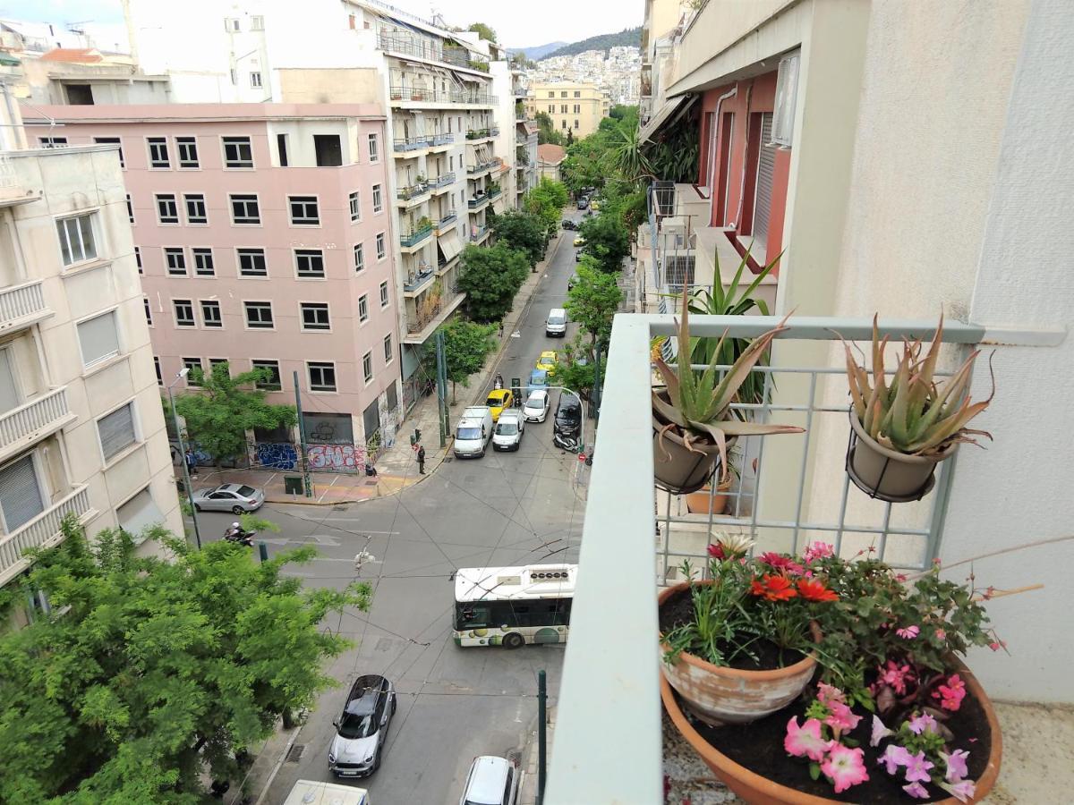 Central Museum Comfort Appartment Atene Esterno foto